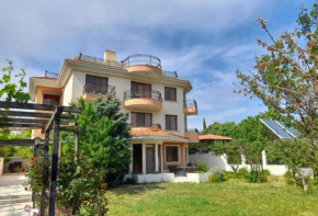Villa B&B